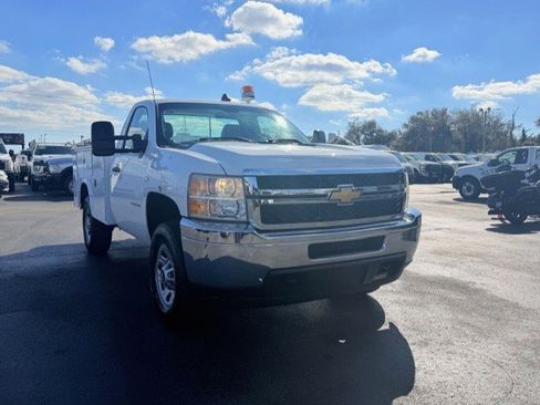 Used 2013 Chevrolet Silverado 3500 W/T image 4
