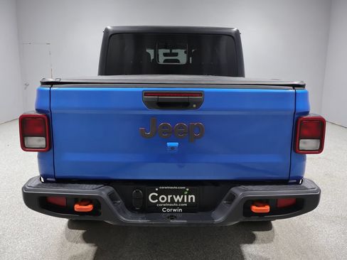Used 2022 Jeep Gladiator Mojave w/ Cold Weather Group AWD/4WD image 3