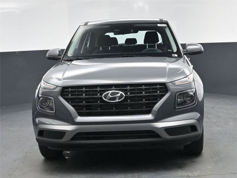 New 2026 Hyundai Venue SE image 11