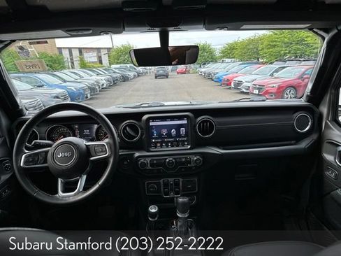 Used 2020 Jeep Gladiator Overland AWD/4WD image 10