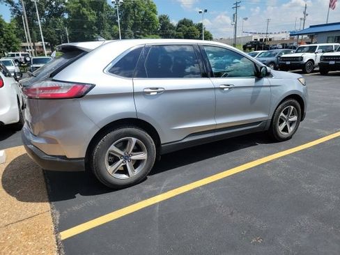 Used 2021 Ford Edge SEL w/ Convenience Package AWD/4WD image 3