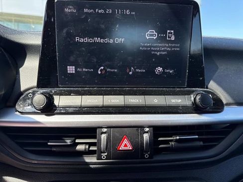 Used 2023 Kia Forte LX image 31