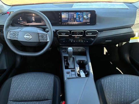 New 2026 Nissan Sentra SV FWD image 7