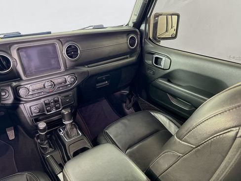 Used 2021 Jeep Gladiator Overland w/ Popular Equipment Package AWD/4WD image 26