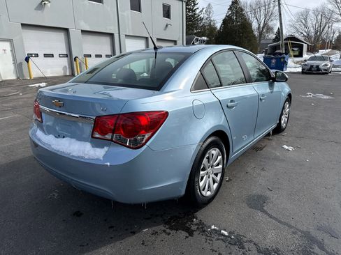 Used 2011 Chevrolet Cruze LT image 3