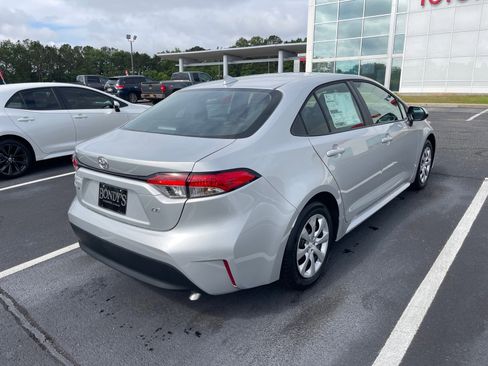 New 2026 Toyota Corolla LE FWD image 14