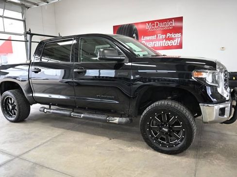 Used 2020 Toyota Tundra SR5 AWD/4WD image 4