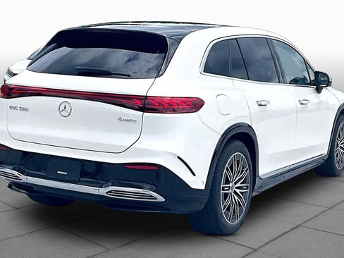 Used 2023 Mercedes-Benz EQS 580 4MATIC SUV image 12