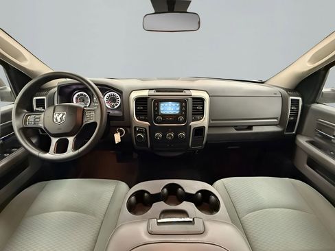 Used 2020 RAM 1500 Classic SLT RWD image 15