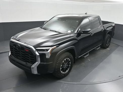 Used 2025 Toyota Tundra SR5 w/ TRD Off-Road Premium Package AWD/4WD image 41