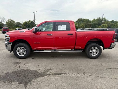 Used 2026 RAM 2500 Big Horn AWD/4WD image 4