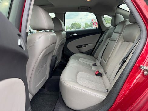 Used 2012 Buick Verano Convenience FWD image 16