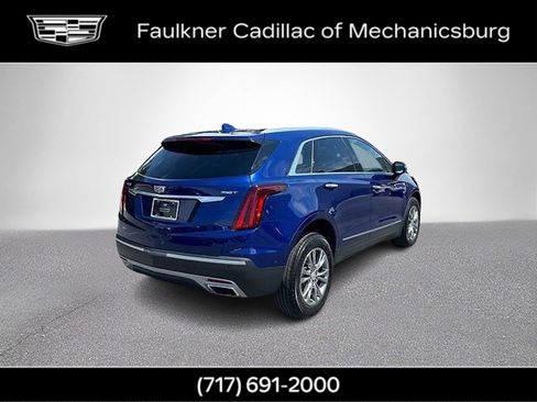 Used 2023 Cadillac XT5 Premium Luxury w/ Technology Package AWD/4WD image 4