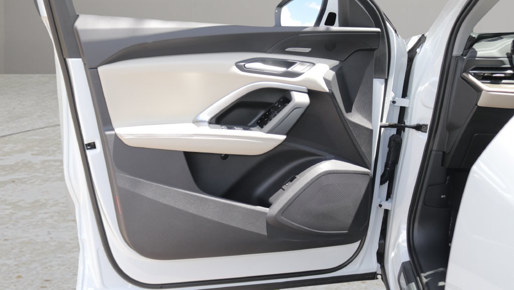New 2026 Audi Q5 Premium Plus AWD/4WD image 9