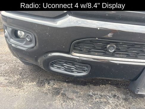 Used 2019 RAM 1500 Big Horn AWD/4WD image 11