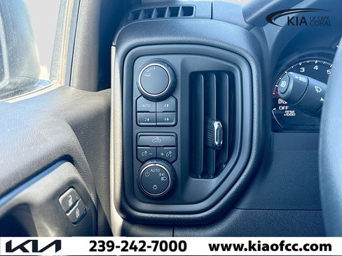 Used 2025 Chevrolet Silverado 1500 Custom Trail Boss AWD/4WD image 30