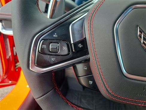 New 2025 Chevrolet Corvette Stingray Premium Conv w/ Z51 Performance Package image 25