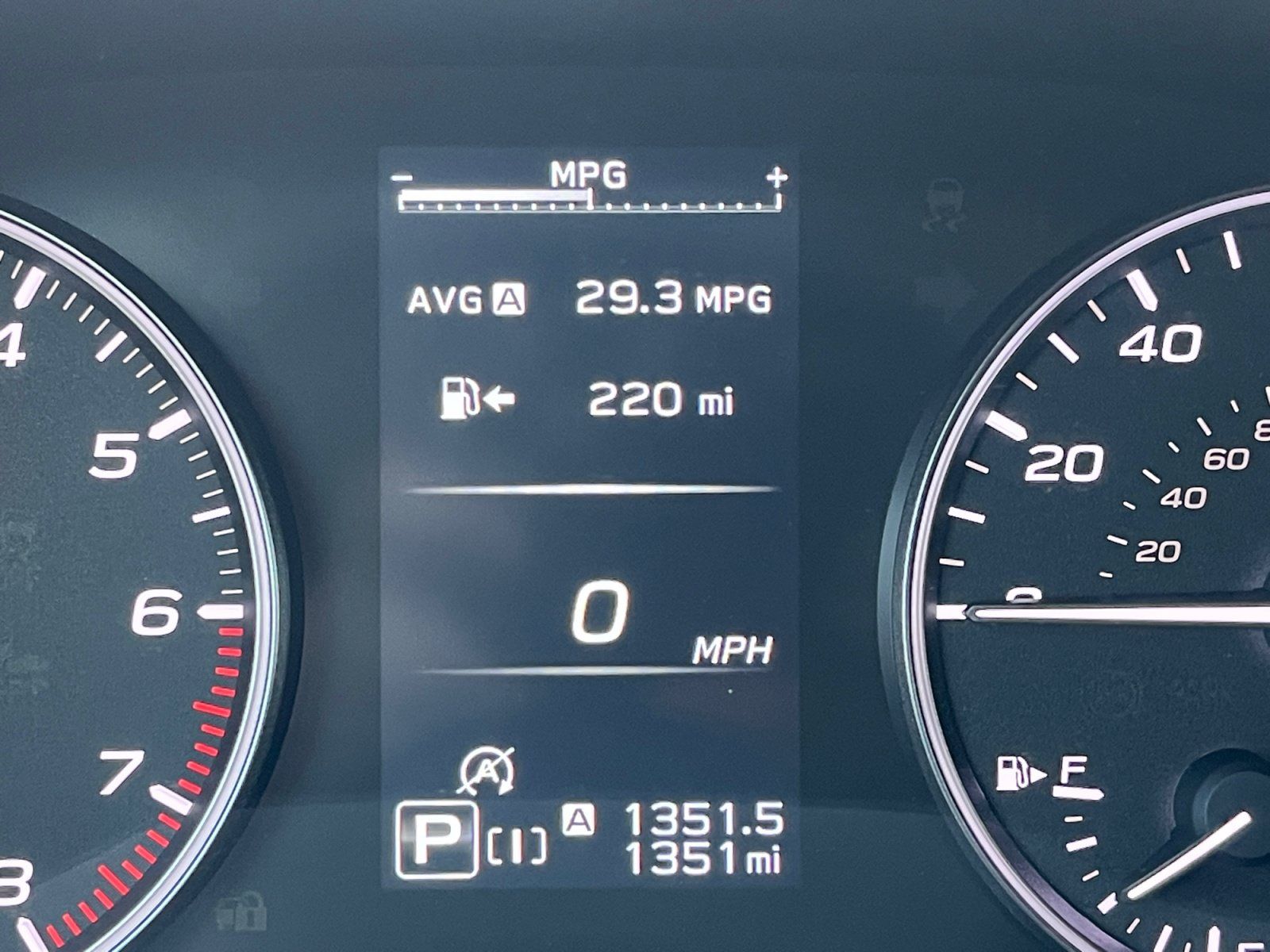 Certified 2025 Subaru Crosstrek 2.5i Premium AWD/4WD image 11