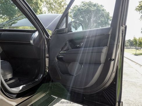 Used 2026 Land Rover Range Rover SV AWD/4WD image 48