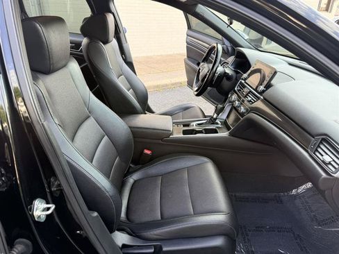 Used 2020 Honda Accord Sport image 13
