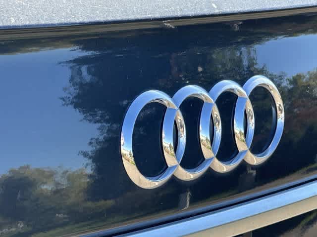 Used 2023 Audi Q5 2.0T Premium w/ Convenience Package AWD/4WD image 18