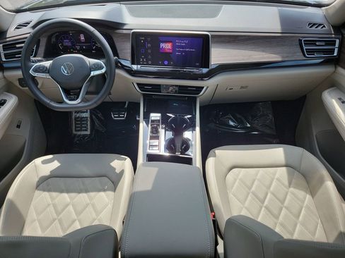 Certified 2026 Volkswagen Atlas SEL Premium R-Line image 14