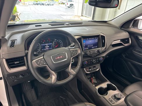 Used 2024 GMC Terrain AT4 AWD/4WD image 16