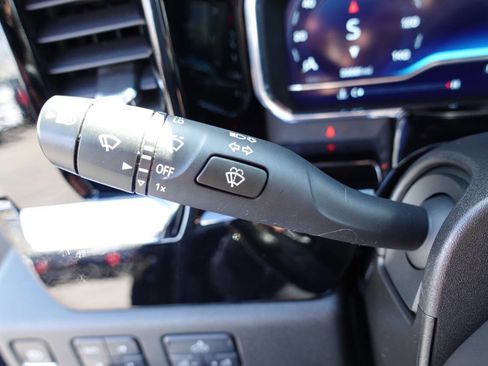 Used 2024 Chevrolet Silverado 1500 RST image 59