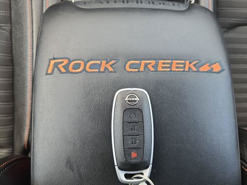 Used 2024 Nissan Pathfinder Rock Creek AWD/4WD image 12