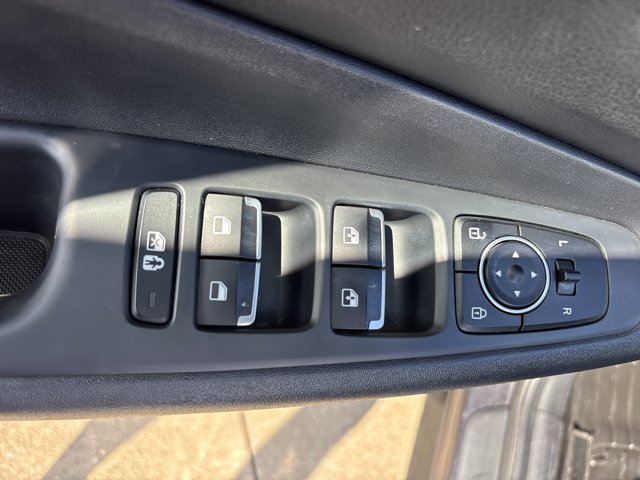Used 2022 Hyundai Santa Fe SEL FWD image 19