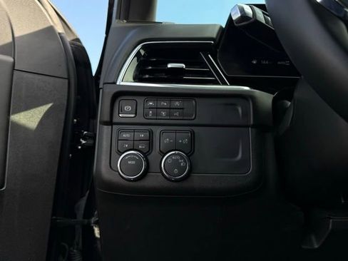 Used 2025 Chevrolet Tahoe LT AWD/4WD image 36