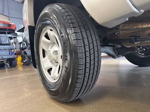 Used 2005 Toyota Tacoma PreRunner image 56