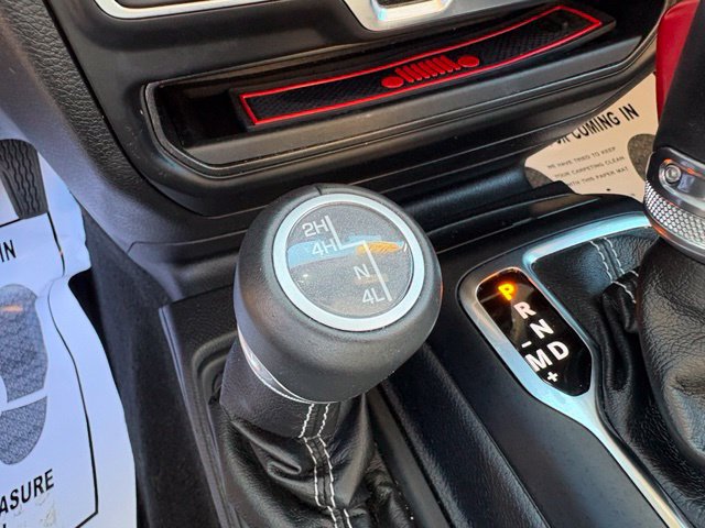 Used 2021 Jeep Wrangler Unlimited Sahara AWD/4WD image 22