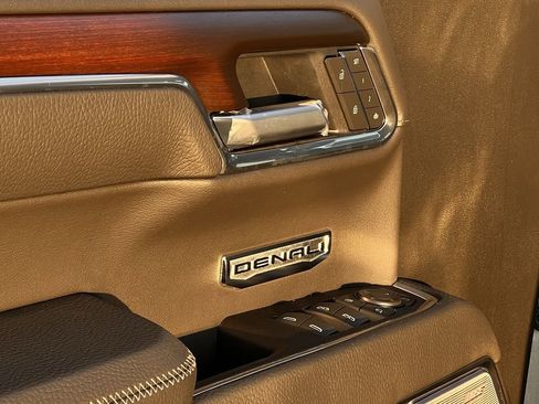 New 2026 GMC Sierra 1500 Denali w/ Denali Reserve Package image 22