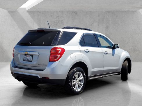 Used 2016 Chevrolet Equinox LT FWD image 4