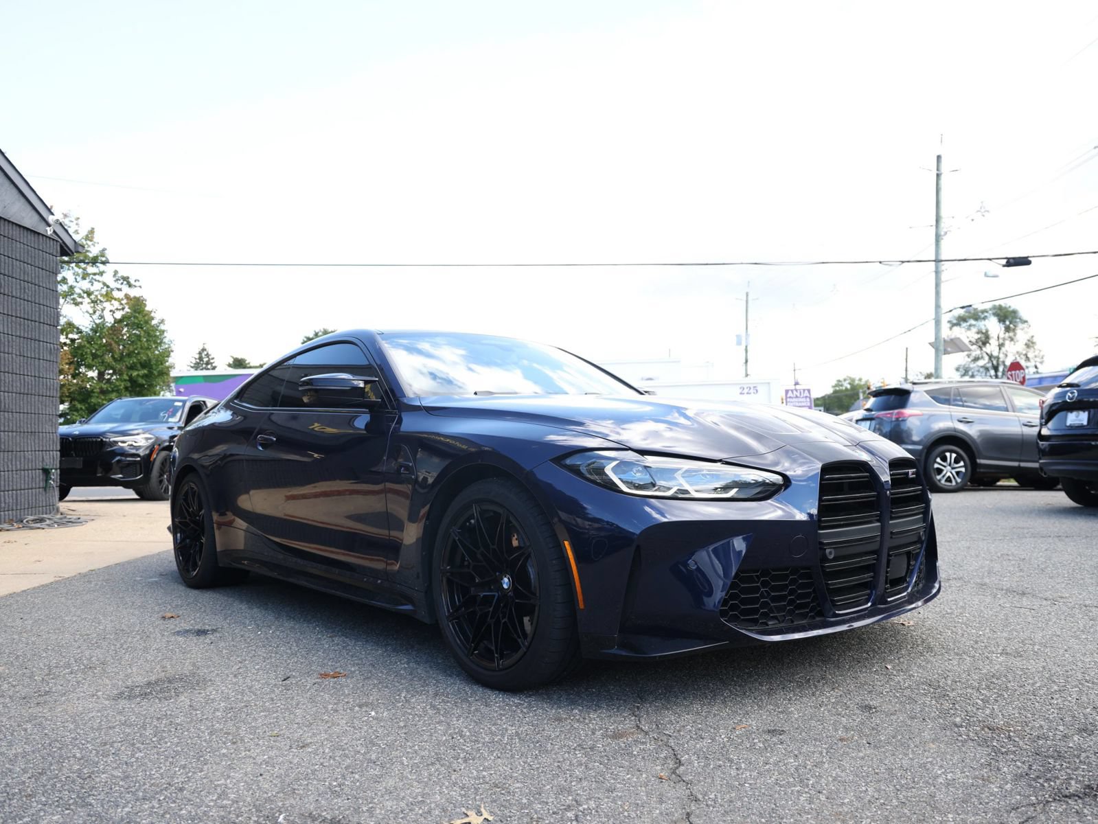 Used 2024 BMW M4 xDrive Competition w/ M Driver's Package AWD/4WD image 3
