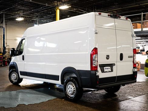 New 2026 RAM ProMaster 2500 w/ Convenience Group FWD image 5