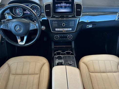Used 2019 Mercedes-Benz GLS 450 4MATIC image 12