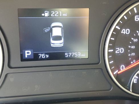 Used 2019 Kia Optima LX image 25