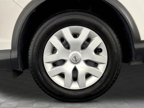 Used 2018 Nissan Rogue Sport S FWD image 32