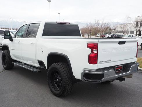 Used 2023 Chevrolet Silverado 2500 LT w/ Convenience Package image 7