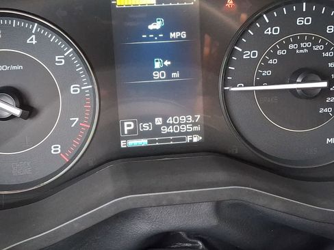 Used 2022 Subaru Impreza Premium image 21