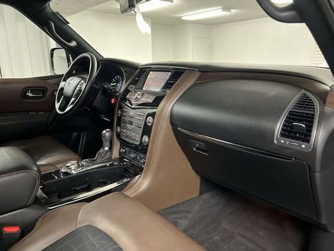 Used 2020 Nissan Armada Platinum w/ Platinum Reserve Package AWD/4WD image 30