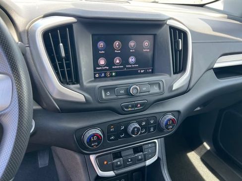 Certified 2023 GMC Terrain SLE w/ Driver Convenience Package FWD image 17