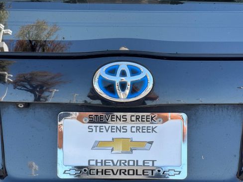 Used 2015 Toyota Prius Two FWD image 46