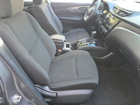 Used 2022 Nissan Rogue Sport S FWD image 30