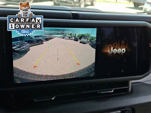 Certified 2025 Jeep Wrangler Unlimited Sport AWD/4WD image 17