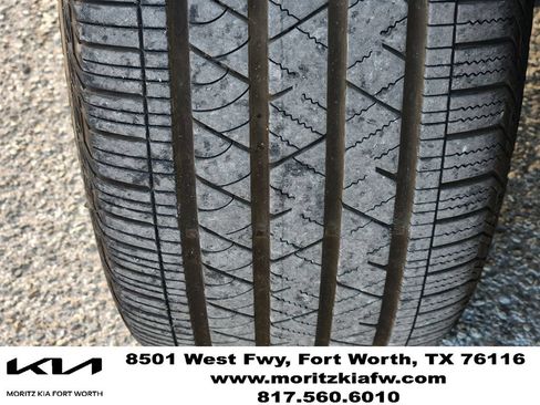 Certified 2025 Kia Sorento SX AWD/4WD image 10