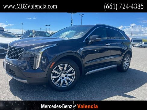 Used 2023 Cadillac XT4 Premium Luxury FWD image 1