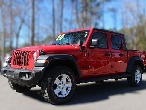 Used 2020 Jeep Gladiator Sport w/ Quick Order Package 24S image 3